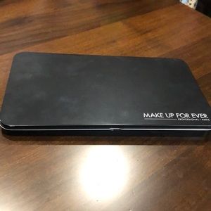 Make Up For Ever Z-Palette and Single Shadows